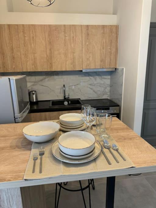 Seaviewapartment Ofrínion Eksteriør billede